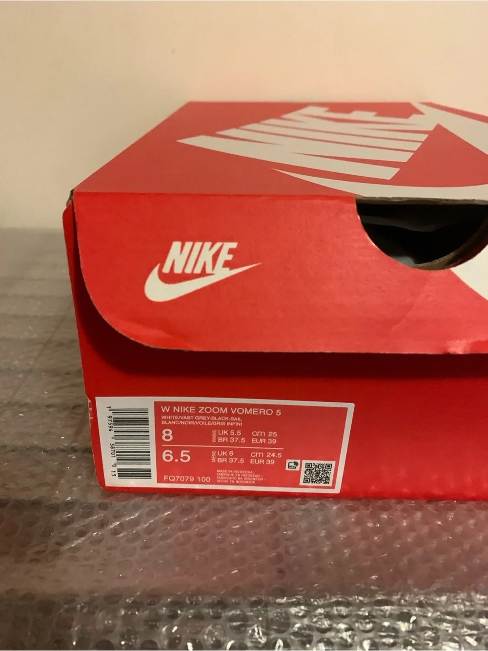 Nike Women's Air Zoom Vomero 5 White Vast Grey FQ7079-100 - Women’s Size 8